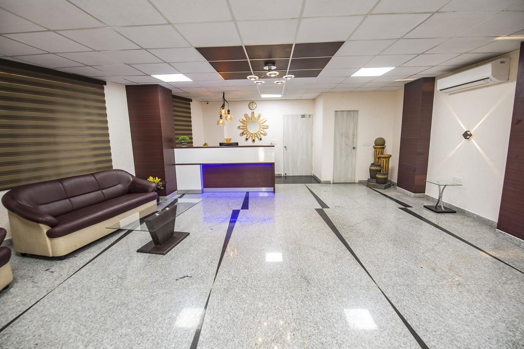 K G Residency Airport Hotel Dzsaipur Kültér fotó